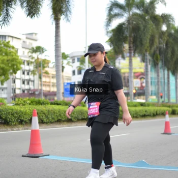 Runner Photo 3714978