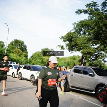 Runner Photo 3714986