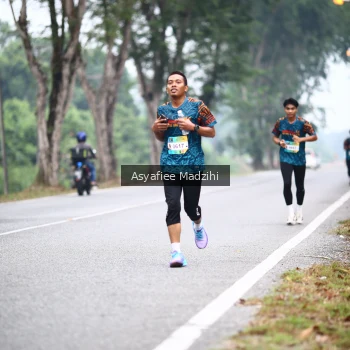 Runner Photo 3715069