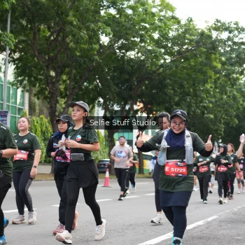 Runner Photo 3715076