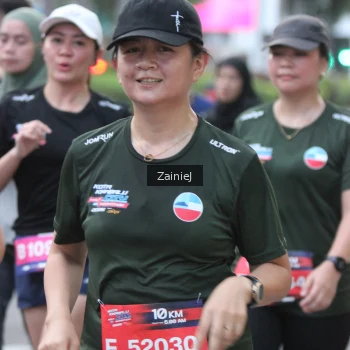 Runner Photo 3715094