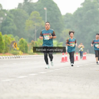 Runner Photo 3715101