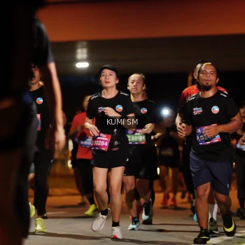 Runner Photo 3715121