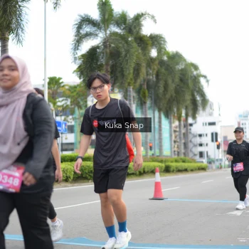 Runner Photo 3715157