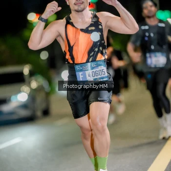 Runner Photo 3715176