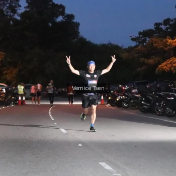 Runner Photo 3715226