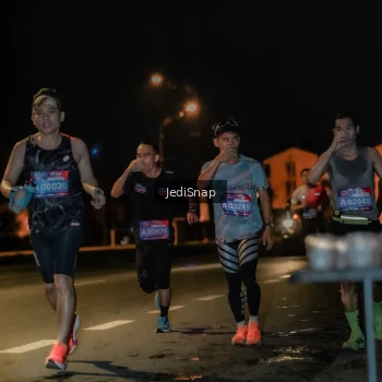 Runner Photo 3715230