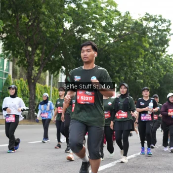Runner Photo 3715259