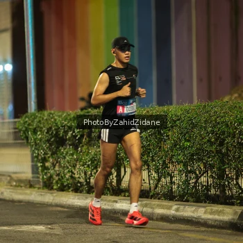 Runner Photo 3715303
