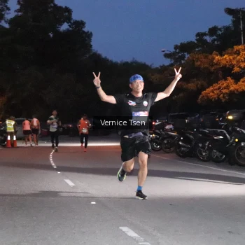 Runner Photo 3715322