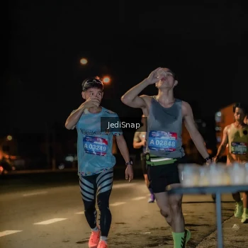 Runner Photo 3715352