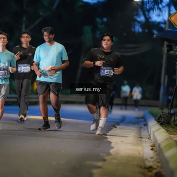 Runner Photo 3715371