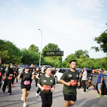 Runner Photo 3715409