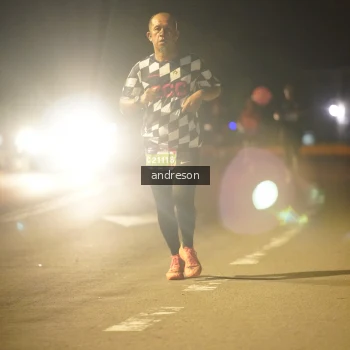 Runner Photo 3715415
