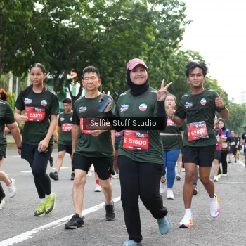 Runner Photo 3715428