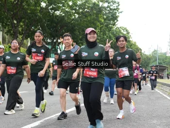 Runner Photo 3715445