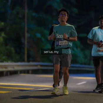 Runner Photo 3715498