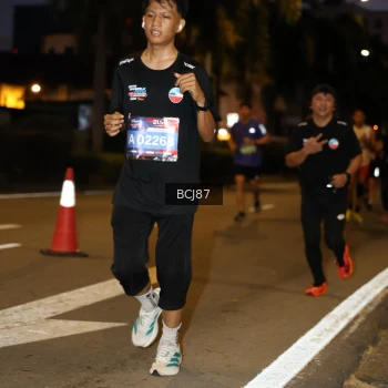 Runner Photo 3715504