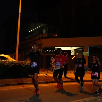 Runner Photo 3715506