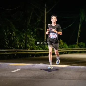 Runner Photo 3715552