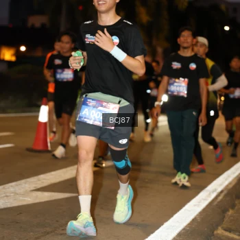 Runner Photo 3715577