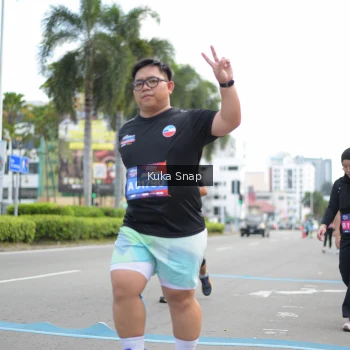 Runner Photo 3715589