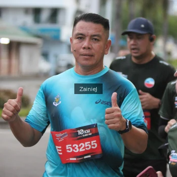 Runner Photo 3715595