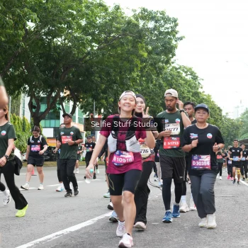 Runner Photo 3715623