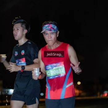 Runner Photo 3715648