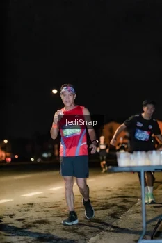 Runner Photo 3715663