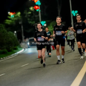 Runner Photo 3715713