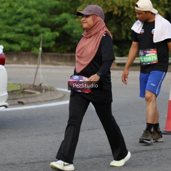 Runner Photo 3715717