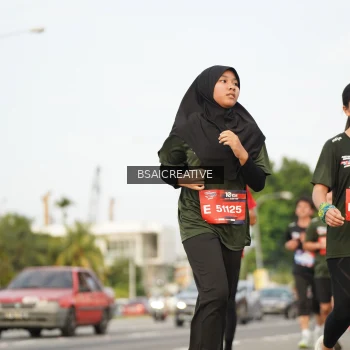 Runner Photo 3715720