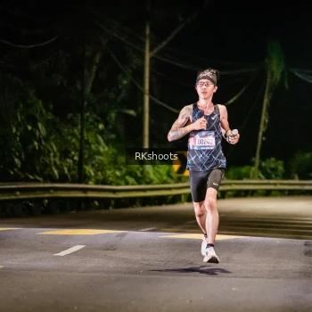 Runner Photo 3715723