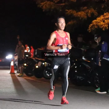 Runner Photo 3715725