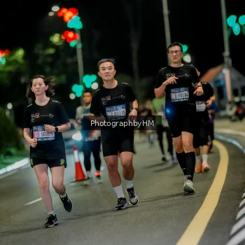 Runner Photo 3715744
