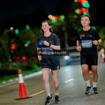 Runner Photo 3715753