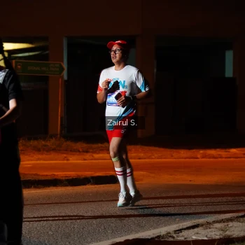 Runner Photo 3715754