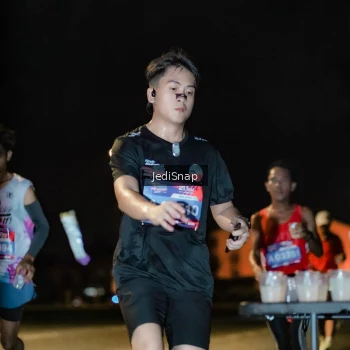 Runner Photo 3715761