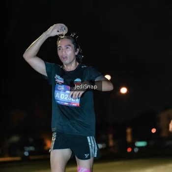 Runner Photo 3715763