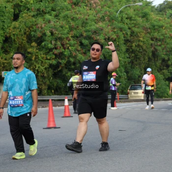 Runner Photo 3715783