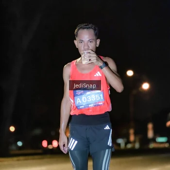 Runner Photo 3715839