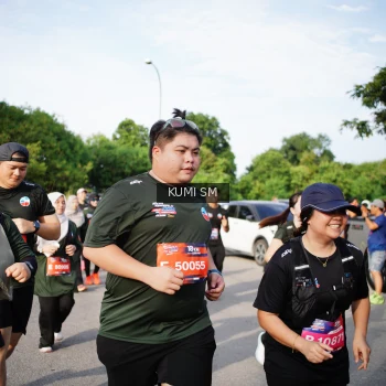 Runner Photo 3715856