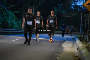 Runner Photo 3715866