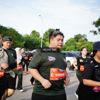 Runner Photo 3715872