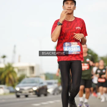 Runner Photo 3715910