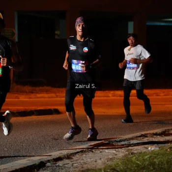 Runner Photo 3715921
