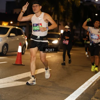 Runner Photo 3715928