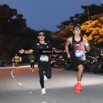 Runner Photo 3715934