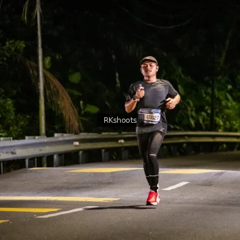 Runner Photo 3715936